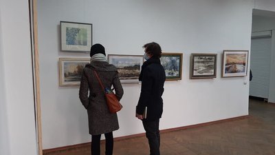 У херсонській виставковій залі відкрилась виставка "Крижані візерунки: зимова тематика" У херсонській виставковій залі відкрилась виставка "Крижані візерунки: зимова тематика"