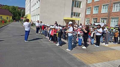 День захисту дітей житомирські школярі провели в компанії рятувальників та поліцейських День захисту дітей житомирські школярі провели в компанії рятувальників та поліцейських