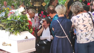 На Полтавщині попрощалися із трьома загиблими через обстріл ТЦ