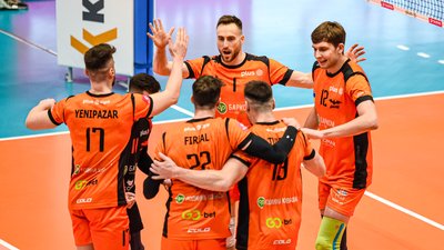 "Барком-Кажани" здобули першу за шість матчів перемогу в чемпіонаті Польщі з волейболу