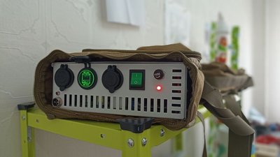 Житомирські підприємці виготовили для військових майже 40 портативних електрозарядних станцій Житомирські підприємці виготовили для військових майже 40 портативних електрозарядних станцій