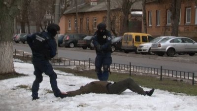 "Напад на Будинок Правосуддя": у Черкасах навчалися правоохоронці "Напад на Будинок Правосуддя": у Черкасах навчалися правоохоронці