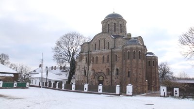 У Свято-Василівському соборі в Овручі розміщена ікона російського царя Миколи II У Свято-Василівському соборі в Овручі розміщена ікона російського царя Миколи II