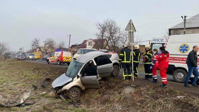На Закарпатті через ожеледицю сталася смертельна автопригода