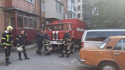 Чоловіка, що отруївся чадним газом під час пожежі, виписали з лікарні