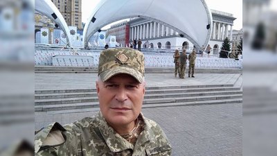 Військовий-вчитель Борис Козинець. Чернігів Військовий-вчитель Борис Козинець. Чернігів