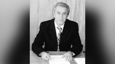 Помер декан фізичного факультету УжНУ Володимир Лазур