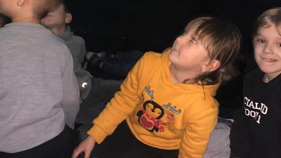 На Волині розпочав роботу перший мобільний планетарій. Як функціонуватиме На Волині розпочав роботу перший мобільний планетарій. Як функціонуватиме