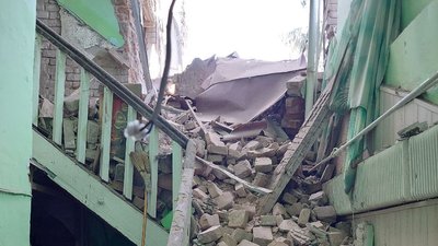Жодна будівля не вціліла. Пацієнтів Атинського психоневрологічного інтернату на Сумщині евакуювали Жодна будівля не вціліла. Пацієнтів Атинського психоневрологічного інтернату на Сумщині евакуювали
