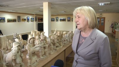 У Житомирі відкрилася виставка дерев'яних скульптур "Мій рідний край" Володимира Дерпача У Житомирі відкрилася виставка дерев'яних скульптур "Мій рідний край" Володимира Дерпача