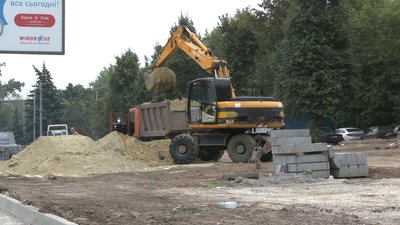 У Харкові триває реконструкція Білгородського шосе У Харкові триває реконструкція Білгородського шосе