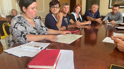 "Виживаємо": як мешканці кількох прикордонних сіл Великописарівської громади чотири місяці живуть без електроенергії "Виживаємо": як мешканці кількох прикордонних сіл Великописарівської громади чотири місяці живуть без електроенергії