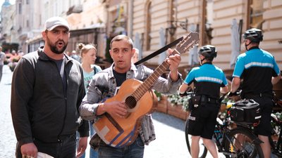 Стало відомо, скільки порушень виявив велопатруль у Чернівцях за тиждень роботи Стало відомо, скільки порушень виявив велопатруль у Чернівцях за тиждень роботи