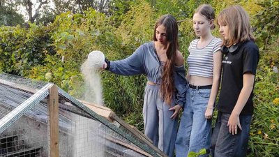 "В майбутньому вони можуть ці знання використати": у Рівному запрацював гурток для дітей "Равликова ферма" "В майбутньому вони можуть ці знання використати": у Рівному запрацював гурток для дітей "Равликова ферма"