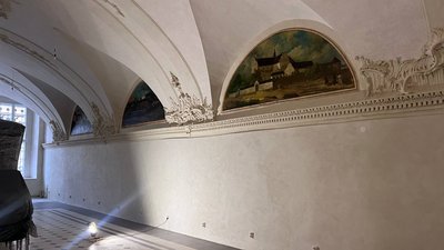 Інтер'єр у колишній трапезній домініканців Інтер'єр у колишній трапезній домініканців