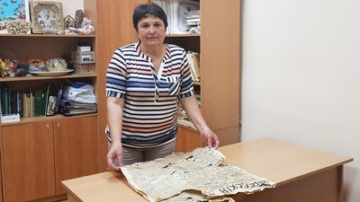 У стіні херсонського музею знайшли газету, якій понад 100 років У стіні херсонського музею знайшли газету, якій понад 100 років