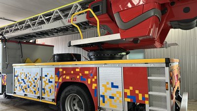 Полтавські рятувальники отримали дві автодрабини заввишки 42 метри