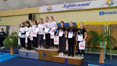 "Бронза" є, на меті — "золото": як тренують лучників у селі на Черкащині "Бронза" є, на меті — "золото": як тренують лучників у селі на Черкащині