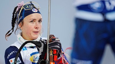 Каміль Бене попри падіння потрапила до квіткової церемонії в персьюті