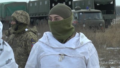 "Не так страшно, як розказували". На Донеччині десантники відпрацювали стрибки з парашутами "Не так страшно, як розказували". На Донеччині десантники відпрацювали стрибки з парашутами