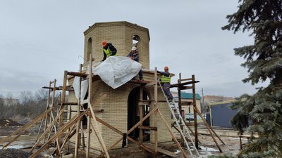 Ветерани ЗСУ відновлюють будинки, укриття та громадські простори на Миколаївщині Ветерани ЗСУ відновлюють будинки, укриття та громадські простори на Миколаївщині