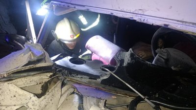 Аварія на Харківщині: одна людина загинула, трьох госпіталізували до лікарні Аварія на Харківщині: одна людина загинула, трьох госпіталізували до лікарні