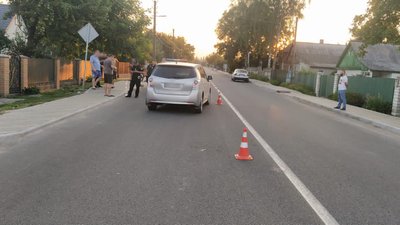 На Житомирщині автомобіль збив восьмирічну дівчинку – дитину госпіталізували На Житомирщині автомобіль збив восьмирічну дівчинку – дитину госпіталізували