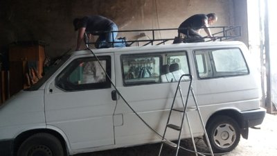"Якщо у бійців щось несправне — нам тут боляче": як на СТО на Прикарпатті ремонтують авто для ЗСУ "Якщо у бійців щось несправне — нам тут боляче": як на СТО на Прикарпатті ремонтують авто для ЗСУ