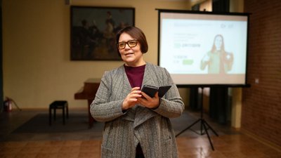 Житомир, Алла Вишина, соцмережі, залежність від соцмереж