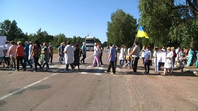 Працівники Житомирської психлікарні на три години перекривали міжнародну автотрасу