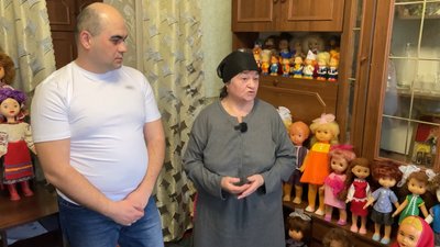 "Мої іграшки мені, як діти, дорогі": у Прилуках чоловік збирає та реставрує ляльок "Мої іграшки мені, як діти, дорогі": у Прилуках чоловік збирає та реставрує ляльок
