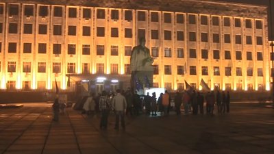 Євромайдан у Житомирі: перші намети, напади на учасників та штурми адмінбудівель – як це було Євромайдан у Житомирі: перші намети, напади на учасників та штурми адмінбудівель – як це було