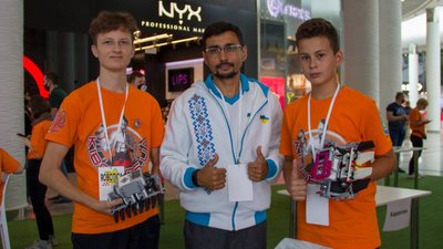 Роботи, створені черкаськими школярами, перемогли у всеукраїнських змаганнях