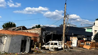 Пошкоджене обстрілом відділення погти у Краматорську 16 серпня 2026 рік