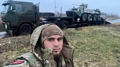 Як згадують загиблого Героя України Дмитра Коцюбайла, відомого як "Да Вінчі" Як згадують загиблого Героя України Дмитра Коцюбайла, відомого як "Да Вінчі"