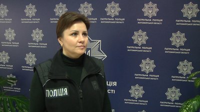 Наслідки негоди: на Житомирщині через снігопад побільшало ДТП, рух вантажівок обмежували Наслідки негоди: на Житомирщині через снігопад побільшало ДТП, рух вантажівок обмежували