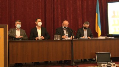 Міська влада Бурштина ініціює закриття гімназії всупереч позиції педагогів та батьків