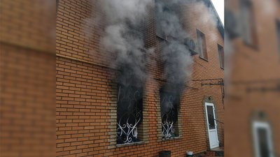 У Кривому Розі горів двоповерховий житловий будинок У Кривому Розі горів двоповерховий житловий будинок