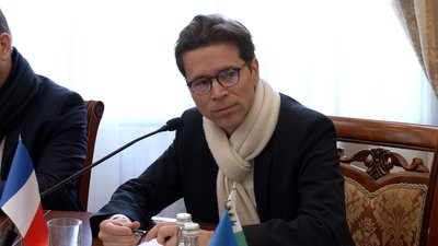 "Готові вкластися у відбудову": представники делегацій з Франції та Латвії побували на Чернігівщині "Готові вкластися у відбудову": представники делегацій з Франції та Латвії побували на Чернігівщині