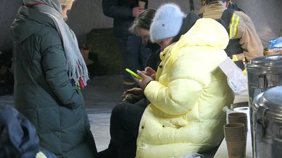 "Вікно вилетіло і прямо на мене": мешканці Шостки на Сумщині про ракетний удар по місту "Вікно вилетіло і прямо на мене": мешканці Шостки на Сумщині про ракетний удар по місту