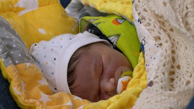 Місяць в підвалі, евакуація, повернення додому: історія трійні, що народилася у Чернігові в перший день широкої війни Місяць в підвалі, евакуація, повернення додому: історія трійні, що народилася у Чернігові в перший день широкої війни
