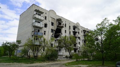 будинок ізюм першотравнева будинок ізюм першотравнева