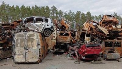 "Кожна сім'я — це розповідь про біль": вінничанка Вікторія Чешківська про волонтерство, Ірпінь та допомогу переселенцям "Кожна сім'я — це розповідь про біль": вінничанка Вікторія Чешківська про волонтерство, Ірпінь та допомогу переселенцям