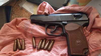 В іноземців на Черкащині виявили зброю та наркотики В іноземців на Черкащині виявили зброю та наркотики