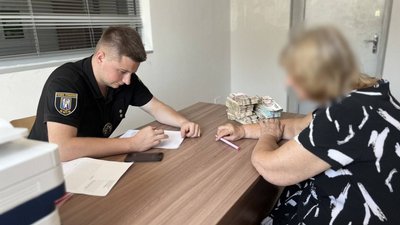 Пенсіонерці повернули гроші