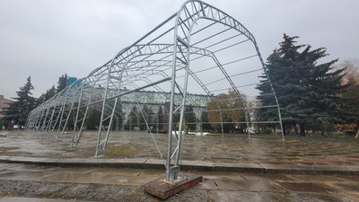 У Рівному монтують пункт обігріву: скільки їх буде в місті і кого тут прийматимуть У Рівному монтують пункт обігріву: скільки їх буде в місті і кого тут прийматимуть