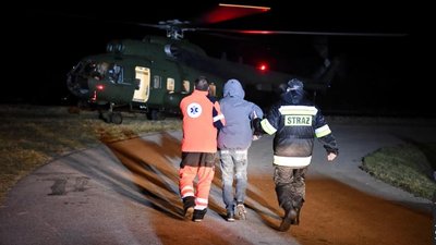У Польщі автобус з українцями потрапив у ДТП, шестеро загиблих У Польщі автобус з українцями потрапив у ДТП, шестеро загиблих
