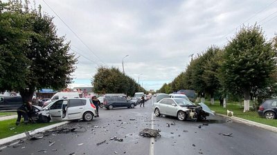 На Хмельниччині у ДТП травмувалася пенсіонерка. ЇЇ госпіталізували до лікарні