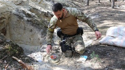 У Московському Бобрику на Сумщині біля лісової дороги знайшли протитанкову міну