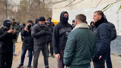 Напад на автобус під Харковом: підозрюваних відпустили з СІЗО